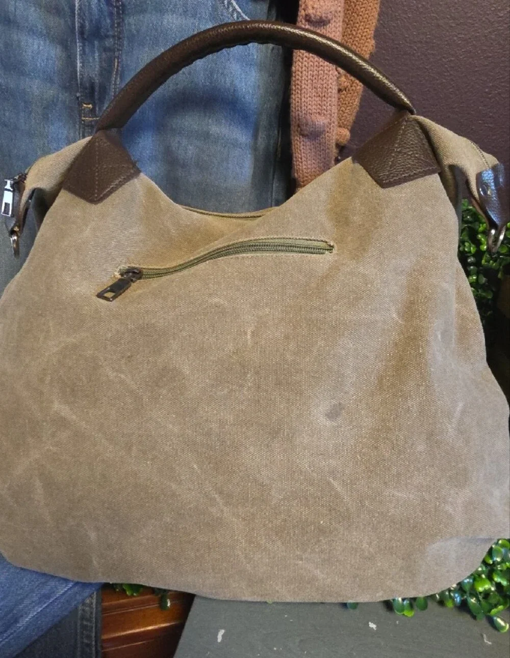 Classic Fashion spacious olive